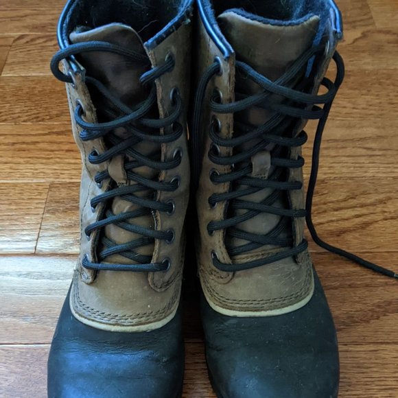 Sorel Boots - Picture 4 of 4